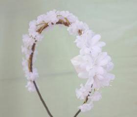 white blossom flower crown, bridesmaid headpiece, floral head piece