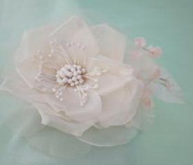 wedding hair accessories, bridal hair clip, silk flower hair clip, white bridal hairpiece