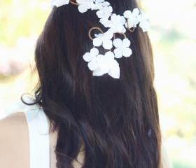 White Hydrangea Blossom Bridal Crown, Bridal Headpiece, White Flower Crown, Special Occasion, White Flowers, Woven Vine Circlet